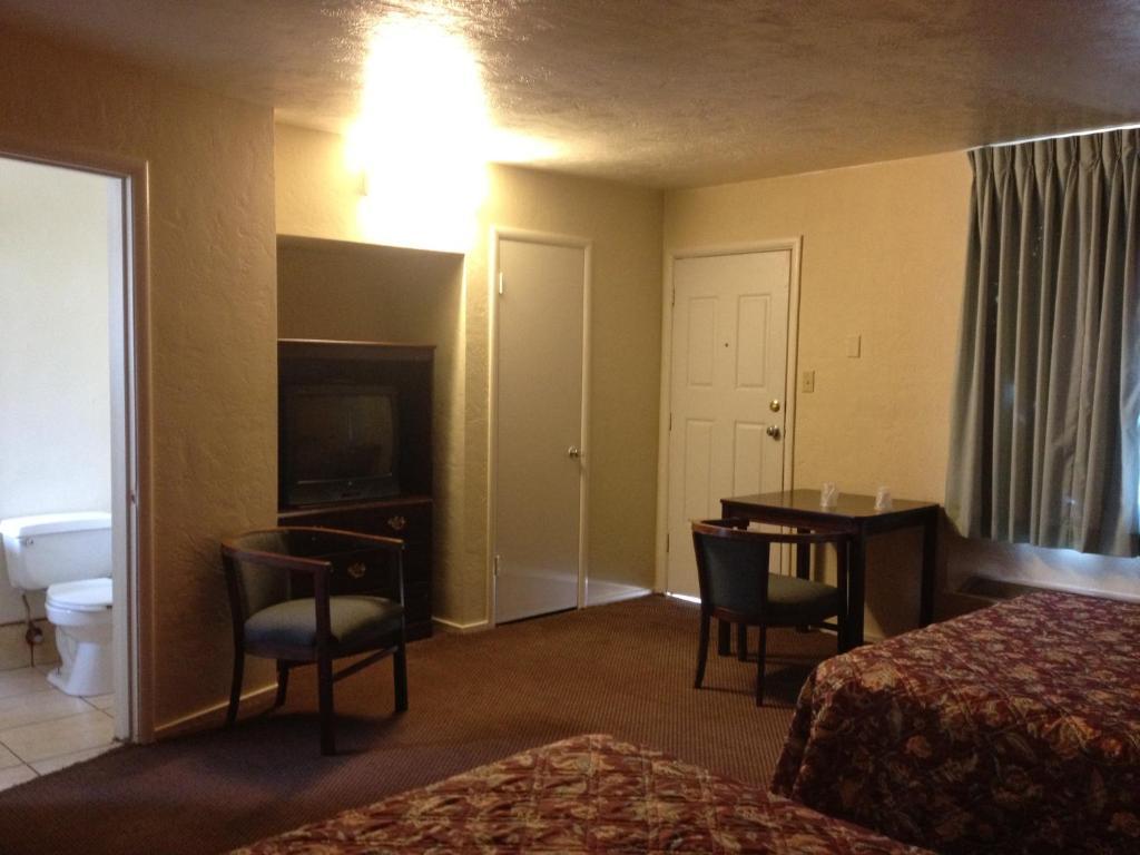 Turtle Bay Lodge Redding Δωμάτιο φωτογραφία