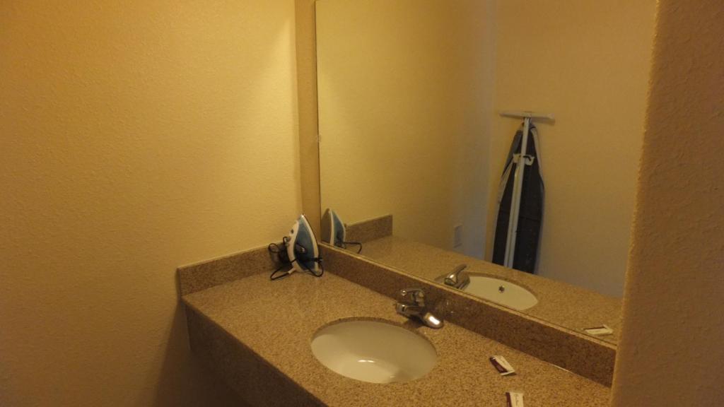 Turtle Bay Lodge Redding Δωμάτιο φωτογραφία